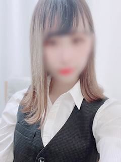 篠田あゆみ