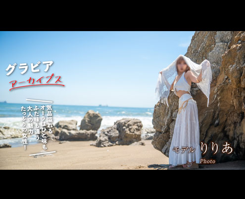 砂浜を舞台に、眩しさMAXの水着美女が魅せる夏物語。 - 豊橋の人妻・熟女デリヘル「マダムCha Cha～茶々～」りりあ(35)の風俗体験動画