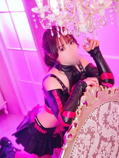 金津園のソープ「紫音」雅❤ 妖しい色気がにじみ出ている瞳と花弁のような唇…(27)のプロフィール写真