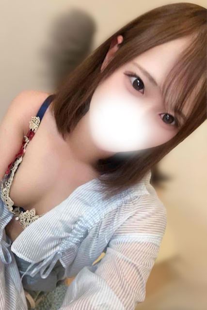 豊橋のデリヘル「smile(スマイル) 豊橋店」なゆ(25)のプロフィール写真