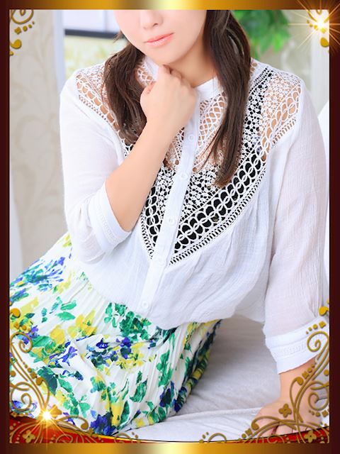 新栄・東新町の人妻・熟女デリヘル「人妻セレブ宮殿 名古屋」秀島 宏美(39)のプロフィール写真