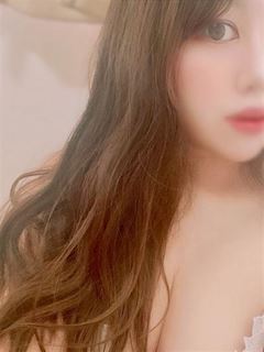 かな♡SSS級美形美女‼