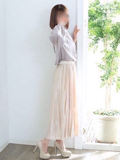 瀬梨【可愛らしさが魅力的の美女】