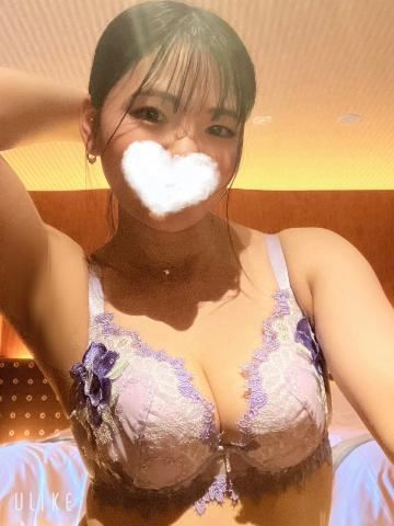 金津園のソープ「スチュアーデス」まみ/愛実（高級店サービス）(22)のおっぱい写真