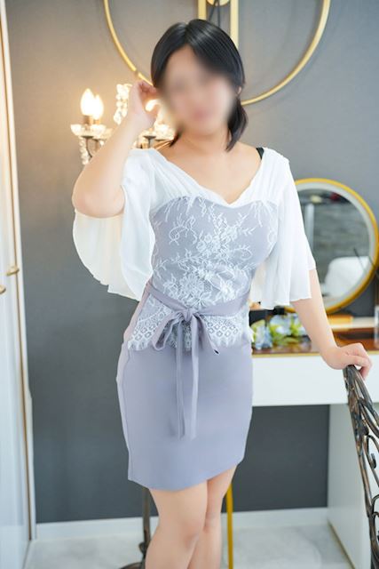 豊橋の人妻・熟女デリヘル「マダムCha Cha～茶々～」えいみ【若妻コース】(31)のプロフィール写真