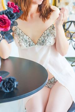 ねね【熟女コース】