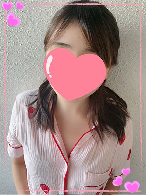中村・大門のヘルス「妹CLUB 萌えリーンのお部屋」みき(19)のプロフィール写真