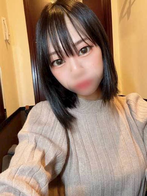 納屋橋・伏見のヘルス「e.com（イードットコム）」えな☆細身美白を兼ね備えた美女☆(24)のプロフィール写真