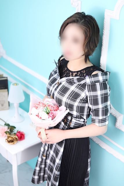 岐阜市のデリヘル「青い部屋」さとみ(35)のプロフィール写真