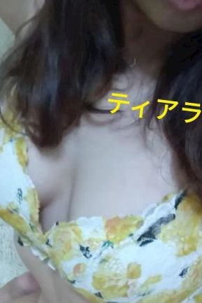 豊橋の回春・性感エステ「本格アロマエステ サロン ド ティアラ豊橋店」渚(38)のおっぱい写真