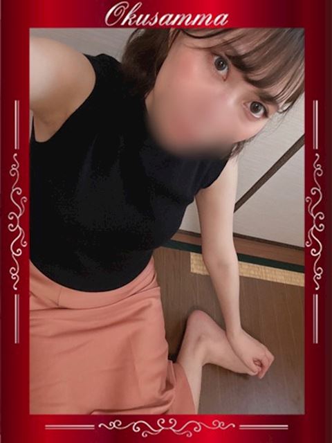 四日市の人妻・熟女デリヘル「隣の奥様＆隣の熟女 四日市店」むつみ(29)のプロフィール写真