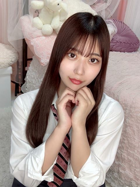 浜松のデリヘル「AV女優＆人気フードルが東京からやってくる店！！ 浜松ハンパじゃない学園」えれな(19)のプロフィール写真