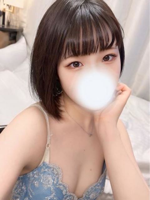 富士・沼津のデリヘル「AV女優&人気フードルが東京からやってくる店 沼津ハンパじゃない東京」れいか(21)のプロフィール写真