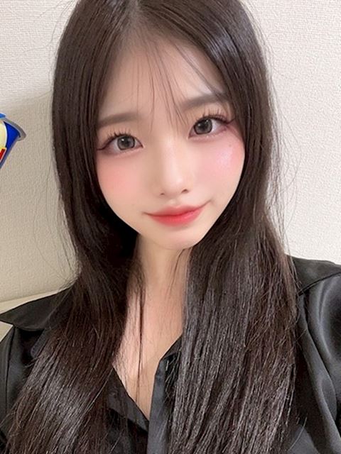 富士・沼津のデリヘル「AV女優&人気フードルが東京からやってくる店 沼津ハンパじゃない東京」れい(26)のプロフィール写真