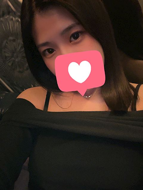 富士・沼津のデリヘル「AV女優&人気フードルが東京からやってくる店 沼津ハンパじゃない東京」かえで(20)のプロフィール写真