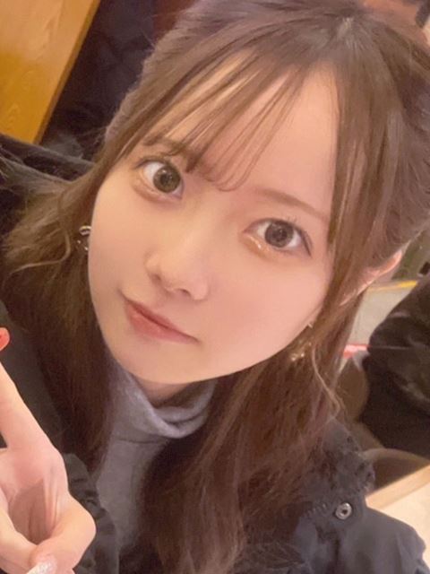 富士・沼津のデリヘル「AV女優&人気フードルが東京からやってくる店 沼津ハンパじゃない東京」あゆな(19)のプロフィール写真