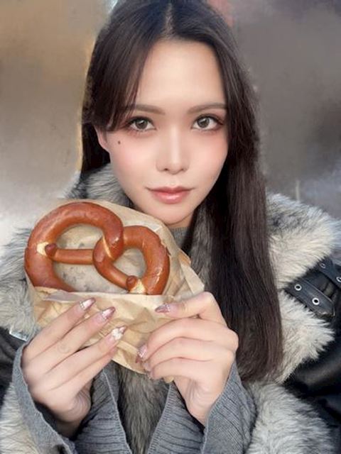 富士・沼津のデリヘル「AV女優&人気フードルが東京からやってくる店 沼津ハンパじゃない東京」れん(20)のプロフィール写真