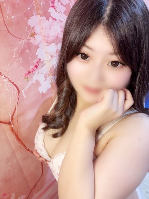 一宮のぽっちゃりデリヘル「一宮稲沢小牧ちゃんこ」えり(19)のプロフィール写真