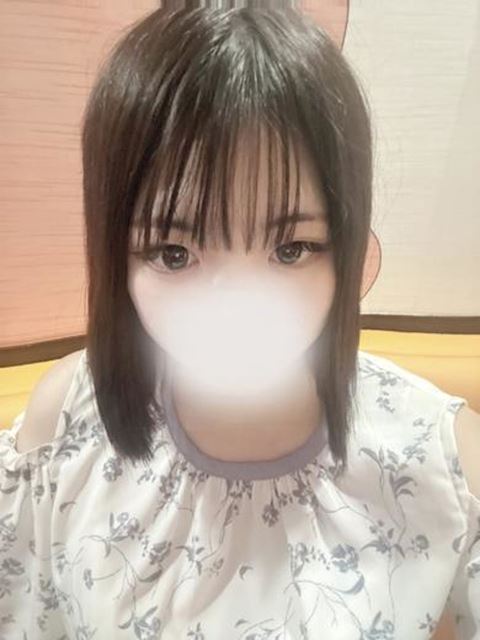 静岡・清水のデリヘル「AV女優＆人気フードルがやってくる店 ハンパじゃない伝説～静岡校」きあら(18)のプロフィール写真