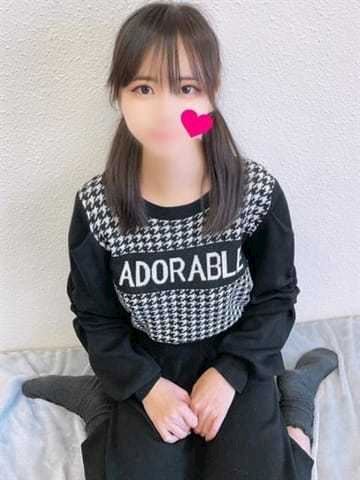 栄のぽっちゃりデリヘル「ニューデリー」りた☆黒髪色白スレンダー♪(20)のプロフィール写真