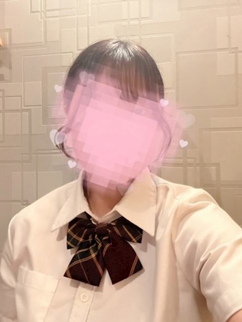 栄の店舗型（手コキ・オナクラ）「ちらりずむ」まゆり(19)のプロフィール写真