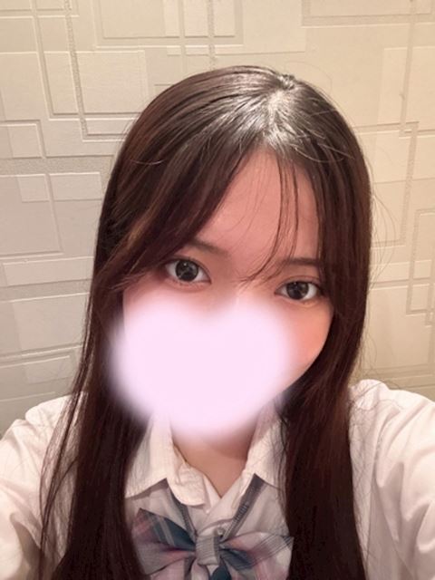 栄の店舗型（手コキ・オナクラ）「ちらりずむ」れいな(19)のプロフィール写真