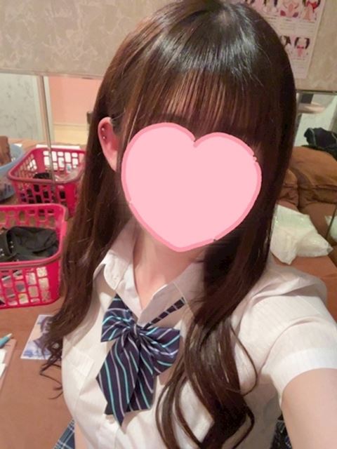 栄の店舗型（手コキ・オナクラ）「ちらりずむ」かんな(20)のプロフィール写真