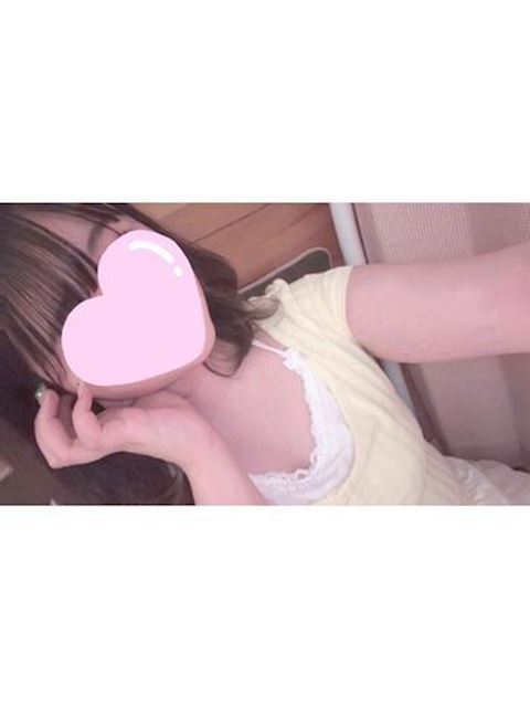 岐南町のぽっちゃりデリヘル「ぽっちゃりパラダイス」みく(22)のプロフィール写真