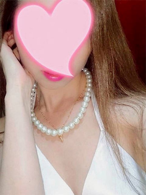 鈴鹿の人妻・熟女デリヘル「愛　鈴鹿店」くれあ(33)のプロフィール写真