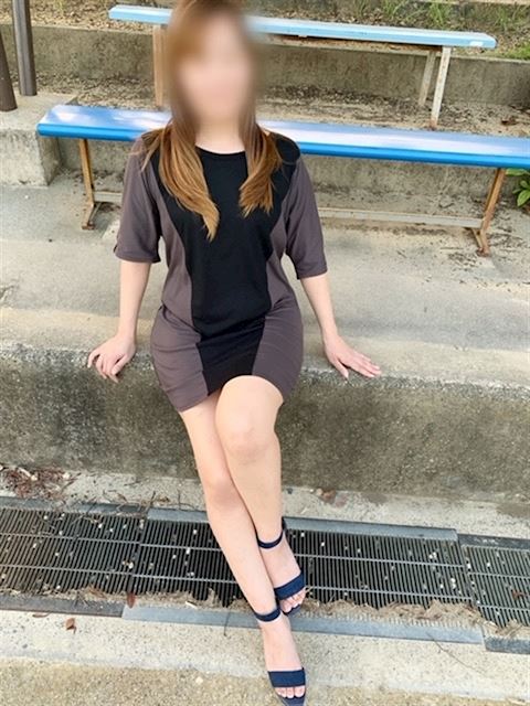 鈴鹿の人妻・熟女デリヘル「愛　鈴鹿店」あみ(35)のプロフィール写真