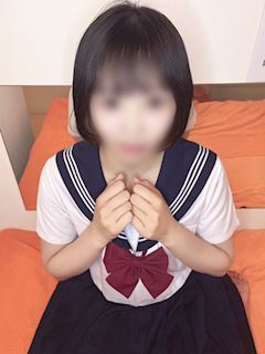 ちな◇スレンダー黒髪ショート美女