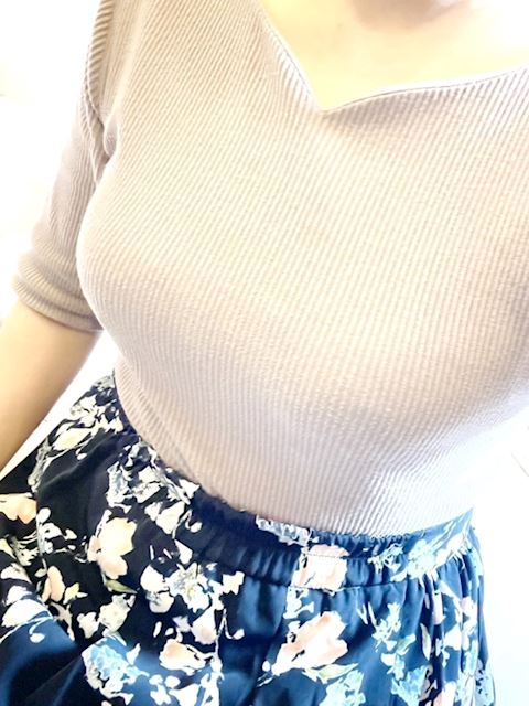 美濃加茂市の人妻・熟女デリヘル「スターラバーズ」りの(37)のプロフィール写真