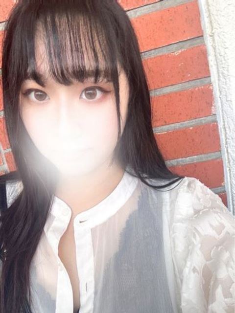 美濃加茂市の人妻・熟女デリヘル「スターラバーズ」マロン(20)のプロフィール写真
