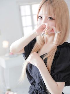ももあ