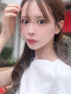 みな