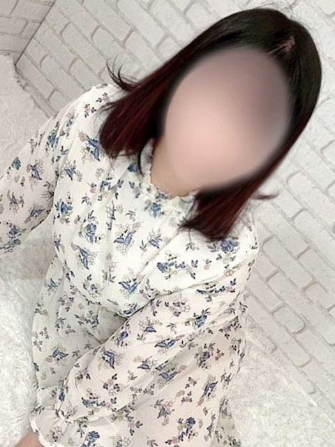 大垣市のぽっちゃりデリヘル「大垣羽島安八ちゃんこ」かな(22)のプロフィール写真