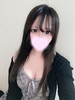 みずき【天然激カワ美女】
