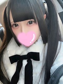 みれい【うるうる瞳の純情系天使】