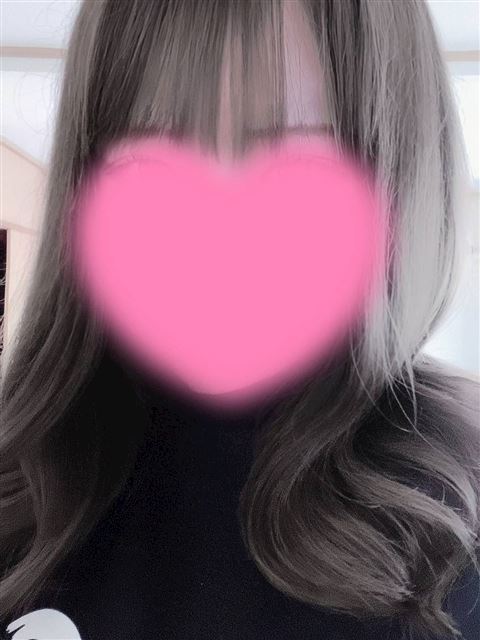 新栄・東新町のぽっちゃりデリヘル「ぽちゃカワ専門店 マシュマロ」りおん(18)のプロフィール写真