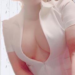 大府・東海・知多の人妻・熟女デリヘル「激安人妻デリ 天女 大高23号店」すいら(41)のおっぱい写真