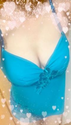 大府・東海・知多の人妻・熟女デリヘル「激安人妻デリ 天女 大高23号店」えみか(42)のおっぱい写真