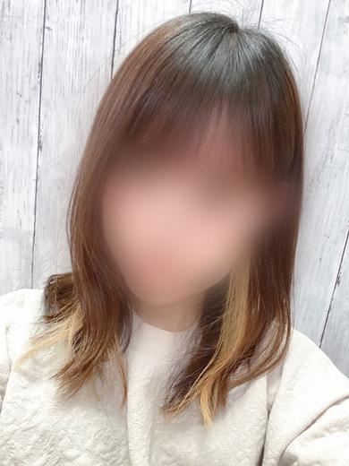多治見市のデリヘル「不倫商事多治見営業所」OL≫莉奈さおり(26)のプロフィール写真