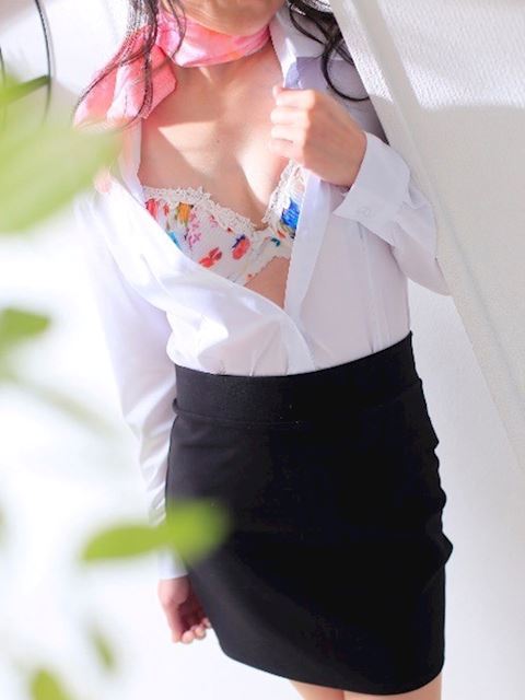 岡崎の人妻・熟女デリヘル「岡崎人妻隊」こころ(39)のプロフィール写真