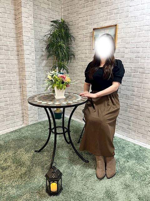 静岡・清水の人妻・熟女デリヘル「静岡人妻教室」新人【じゅり】奥様(36)のプロフィール写真