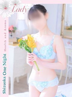 みお☆透き通る肌の可憐な若妻