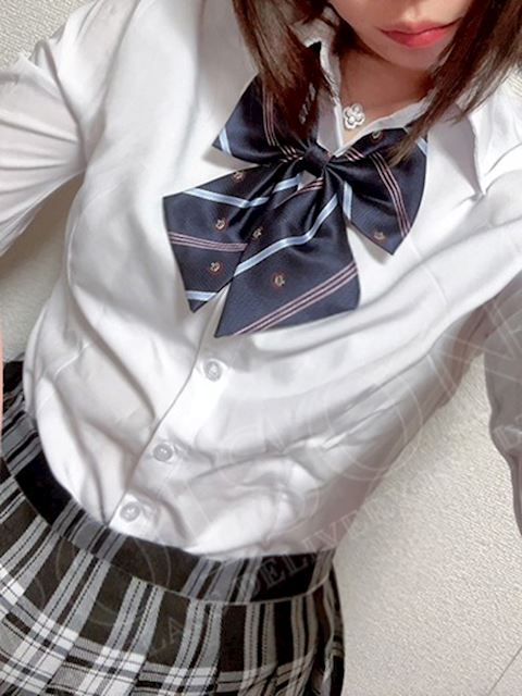 豊橋のデリヘル「豊橋POISON～新たなる伝説の始まり～」れおん(24)のプロフィール写真