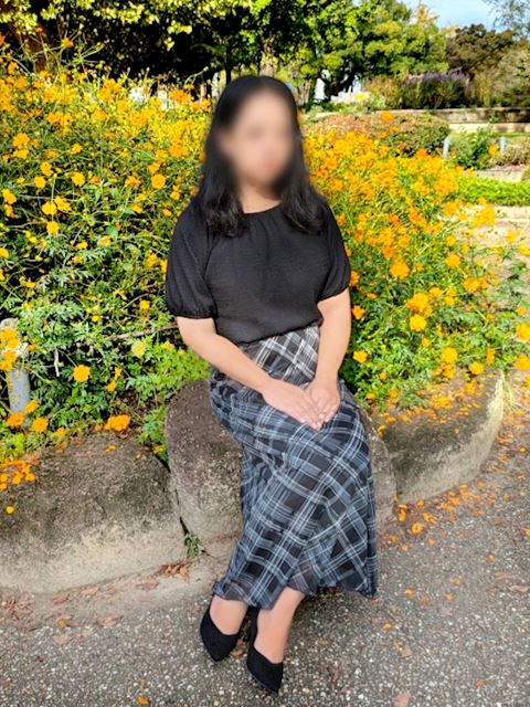 錦・丸の内の人妻・熟女デリヘル「人妻倶楽部ひまわり」ようこ(57)のプロフィール写真