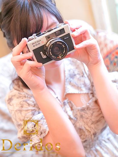 栄のデリヘル「でりどす」ここ(23)のプロフィール写真
