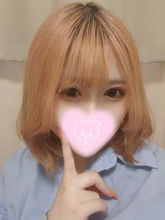 なお★Eカップ細身美女★