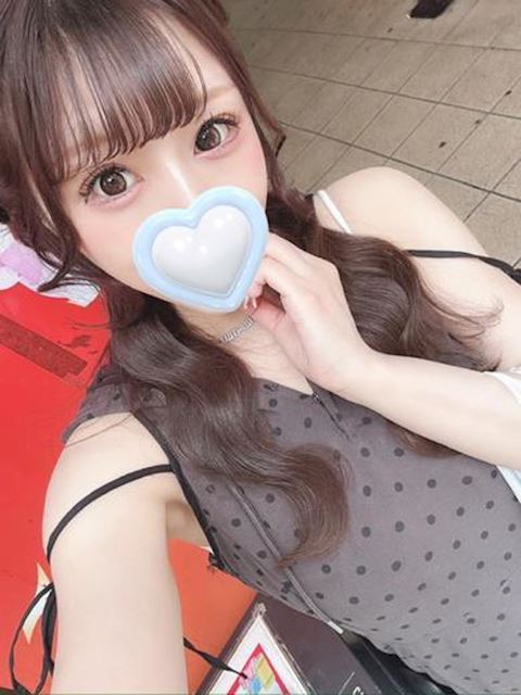 安城のデリヘル「ギャルズパラダイス」あず★圧倒的G乳マジ惚れ確定★(22)のプロフィール写真